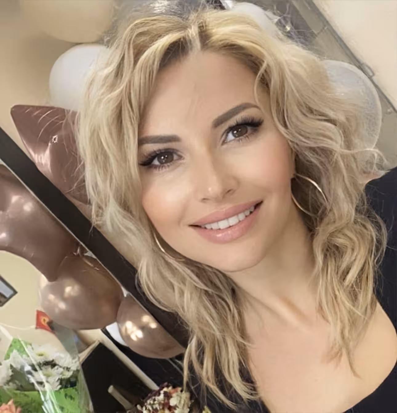 Damenprofil besuchen