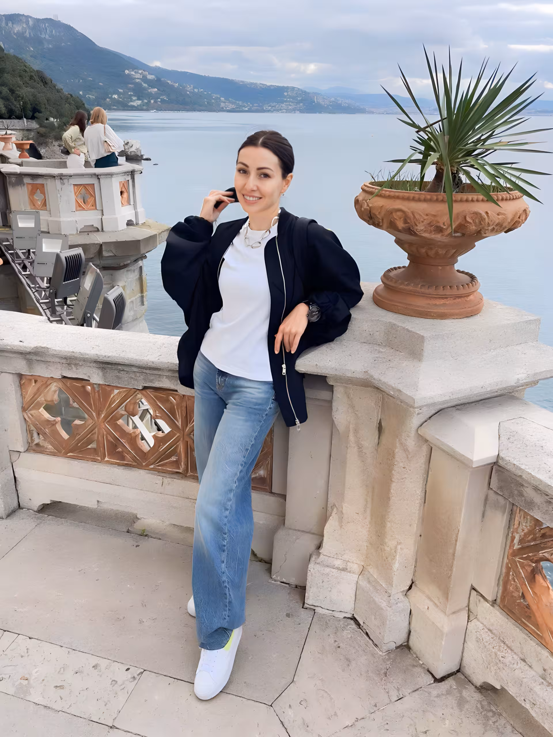 Mehr &uuml;ber sie erfahren