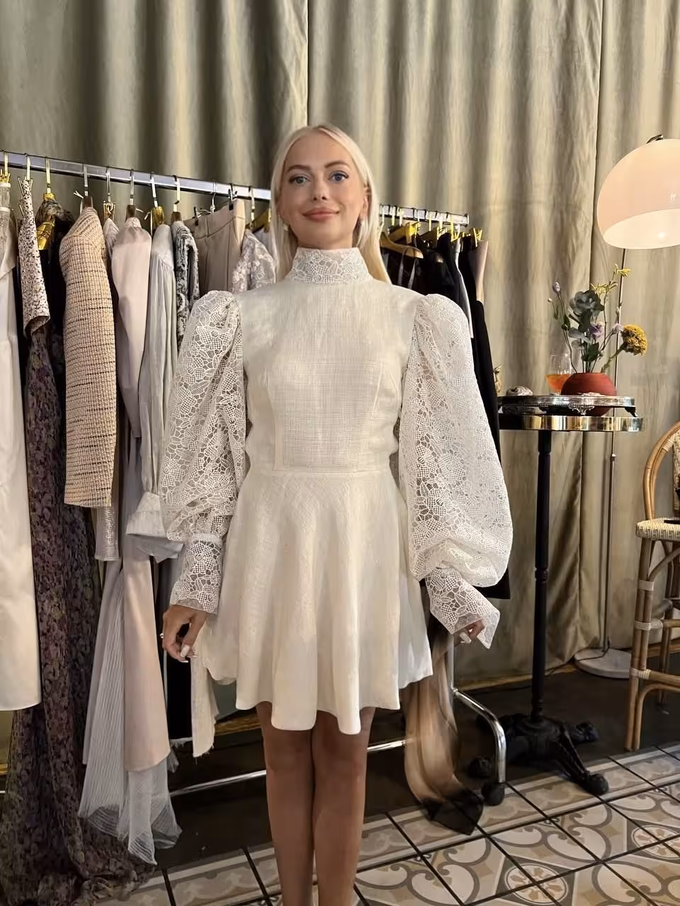 Mit Braut in Kontakt treten