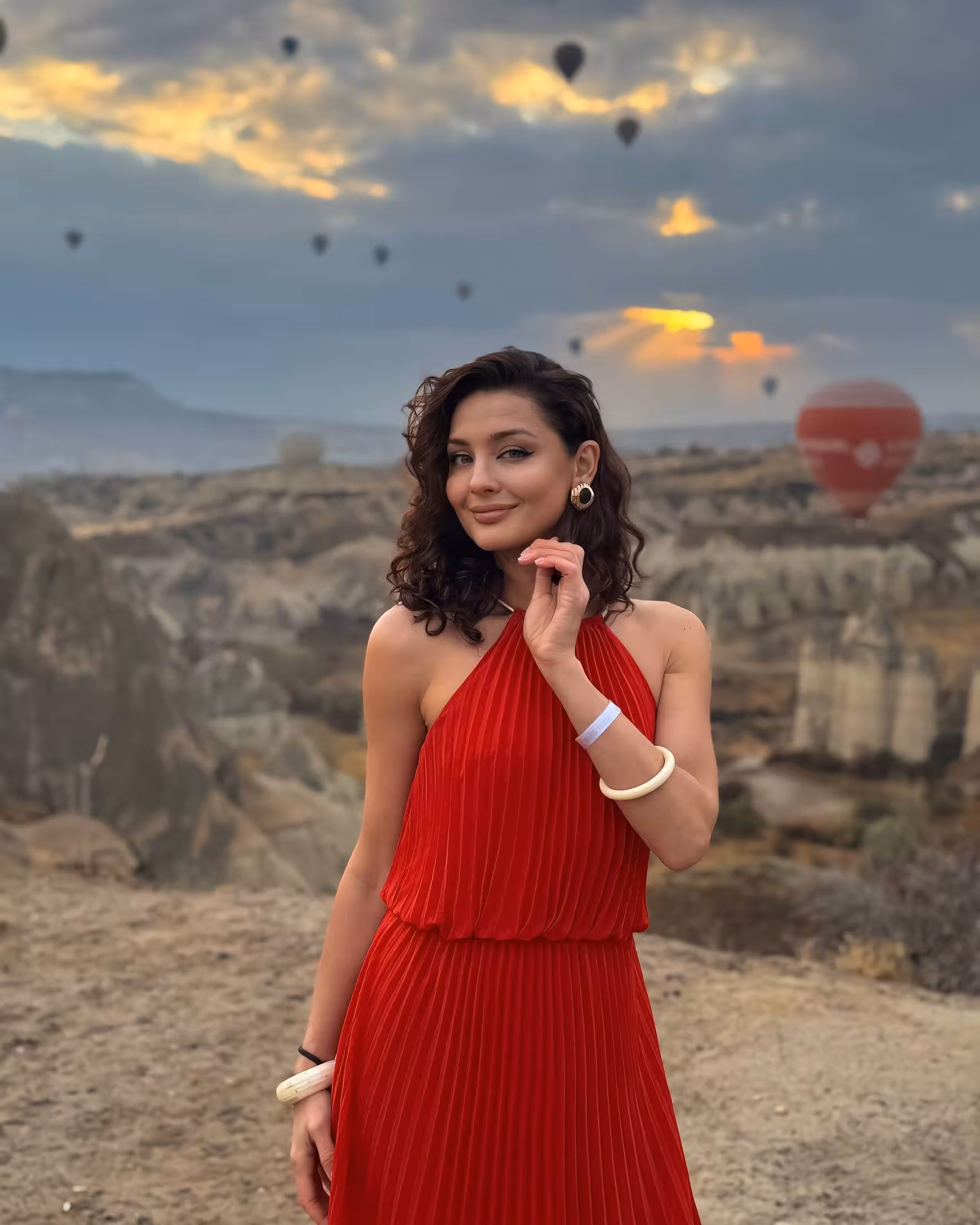 Elena chinesische partnervermittlung Damenprofil besuchen