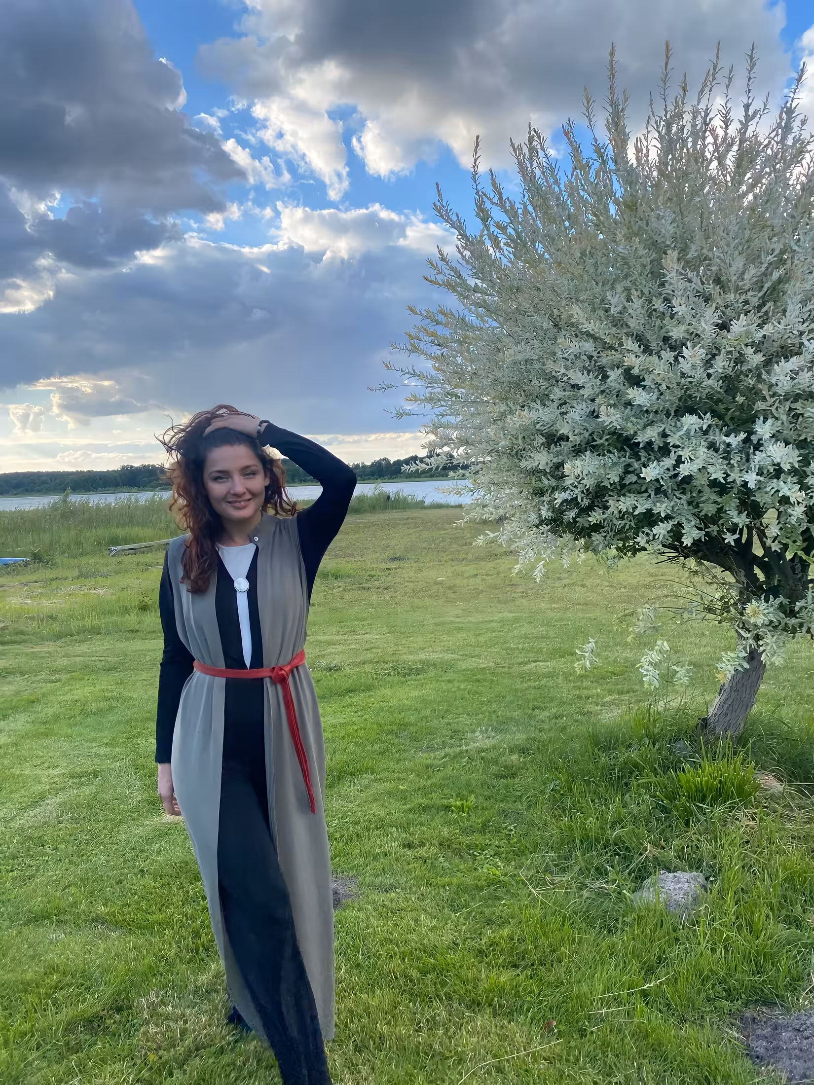 Elena chinesische partnervermittlung Damenprofil besuchen