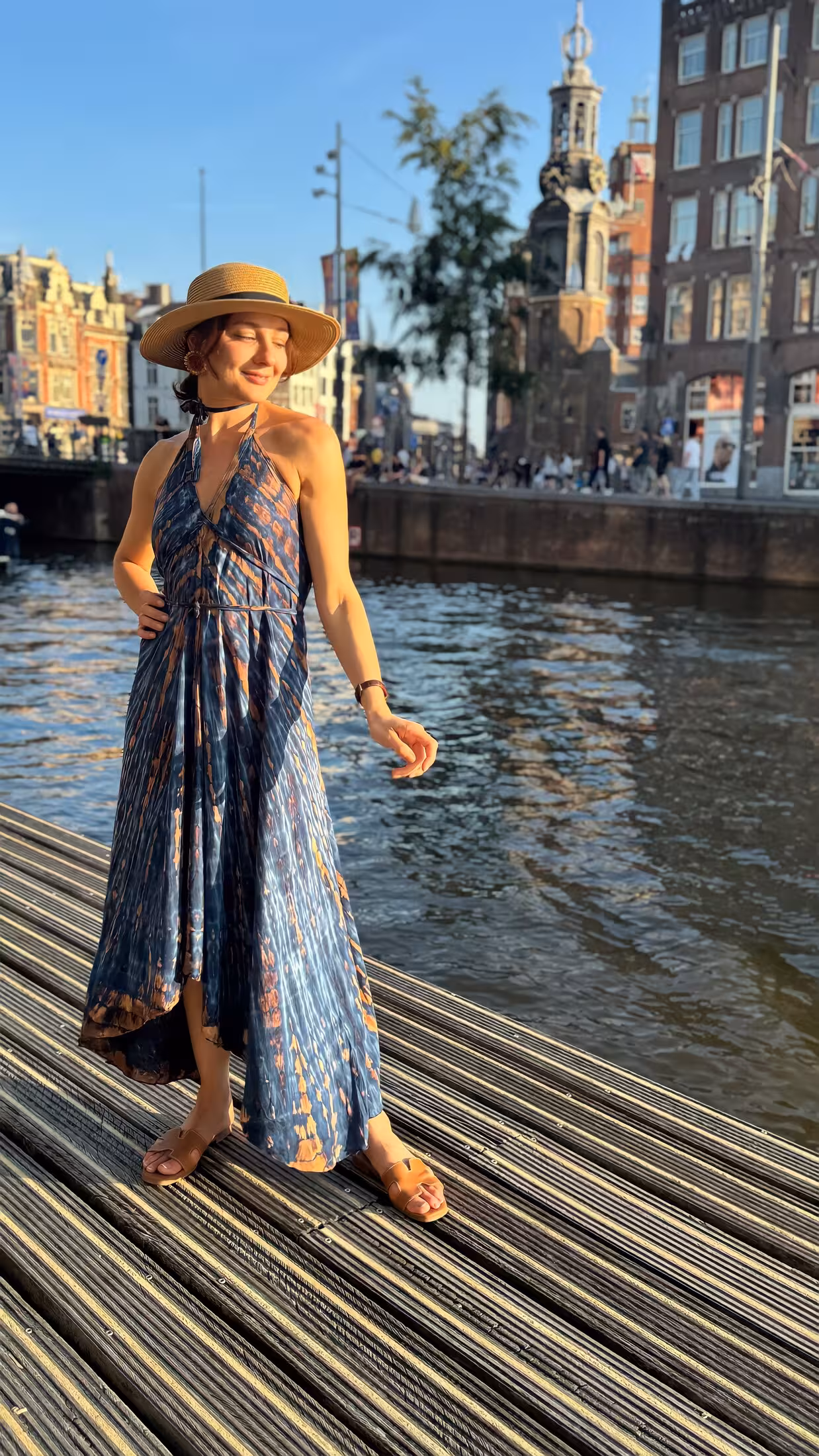 Elena chinesische partnervermittlung Ihr Profil entdecken