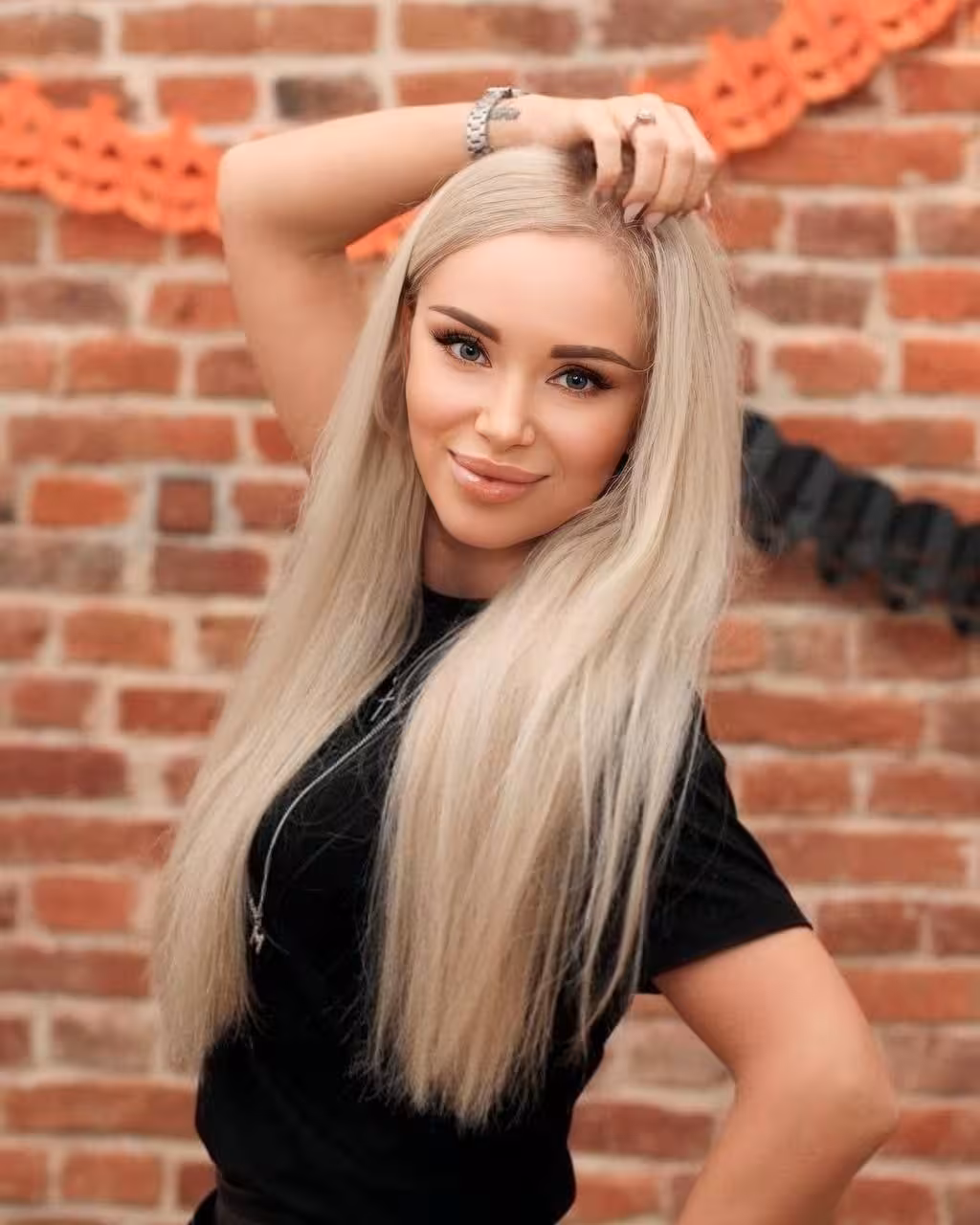 Damenprofil besuchen
