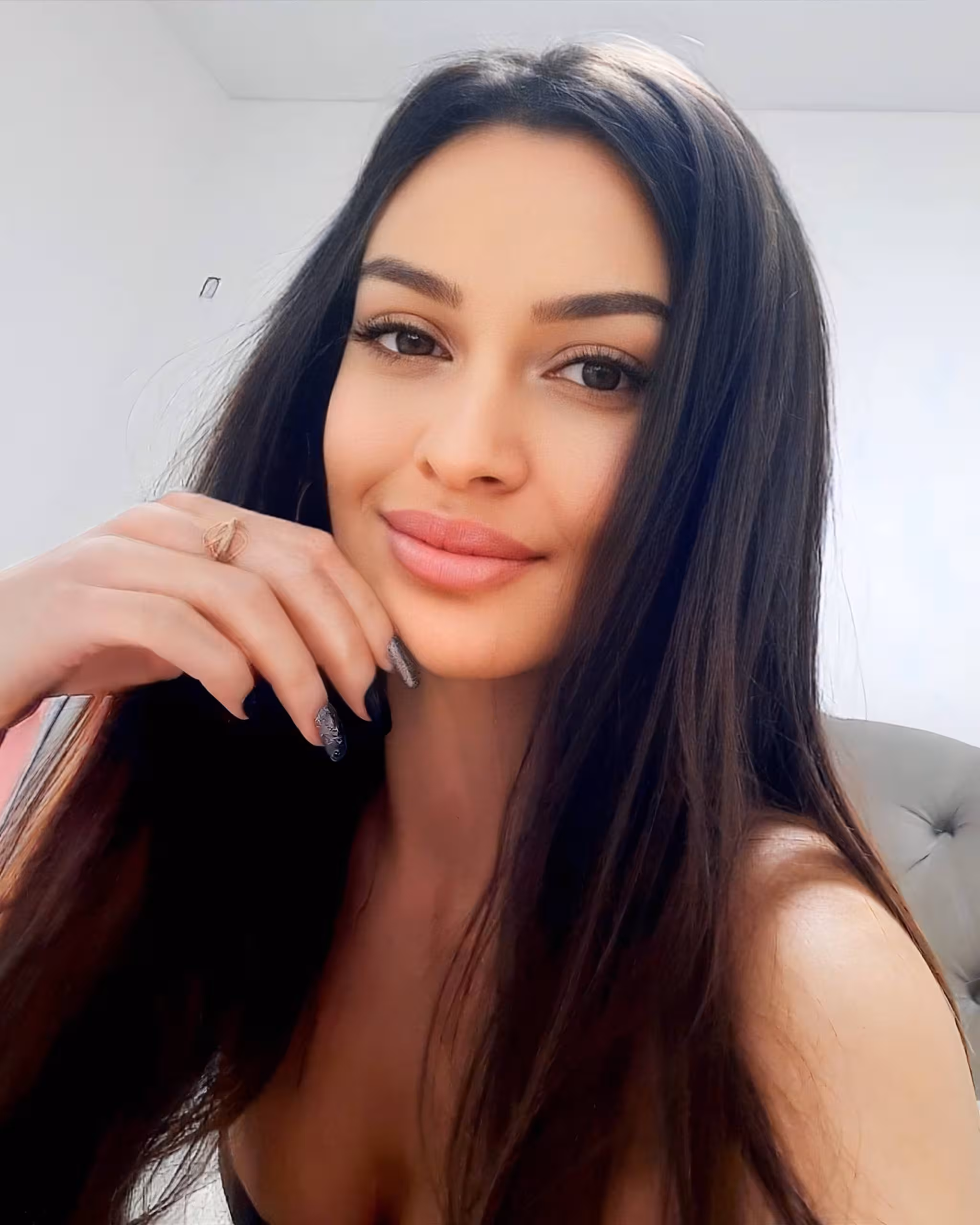 Damenprofil besuchen