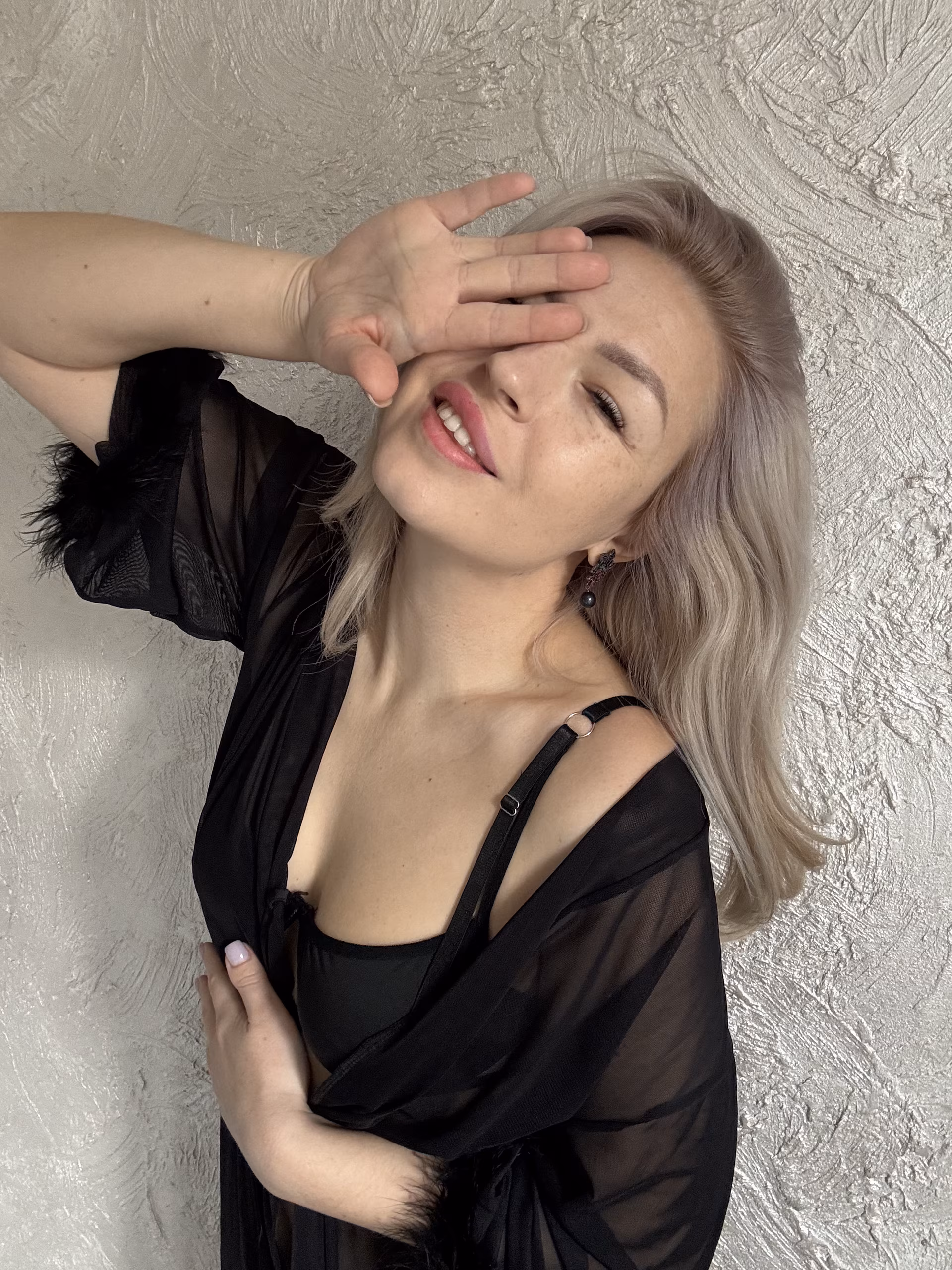 Damenprofil besuchen