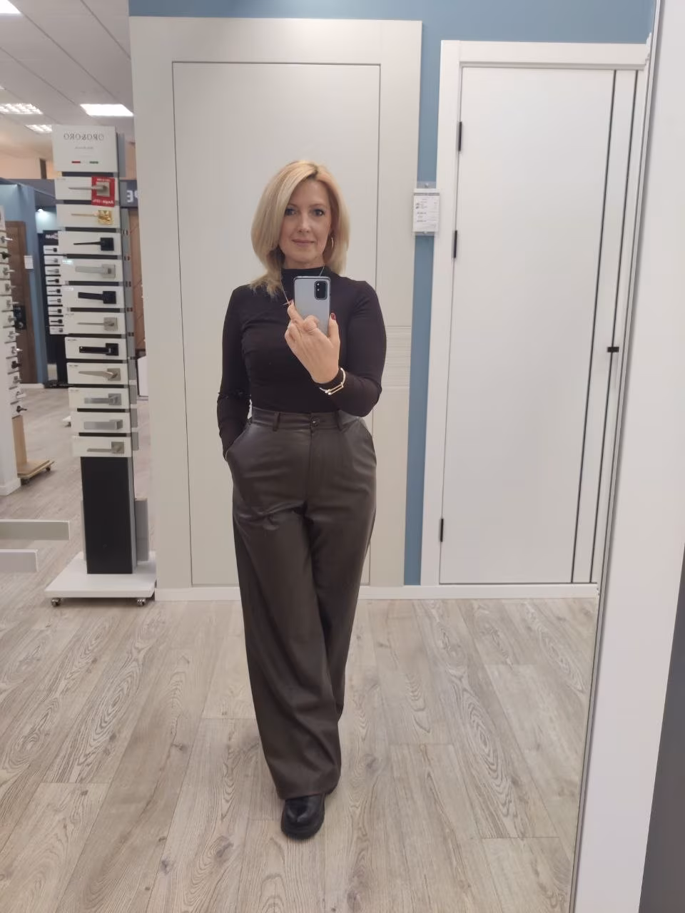 Frauenprofil offnen