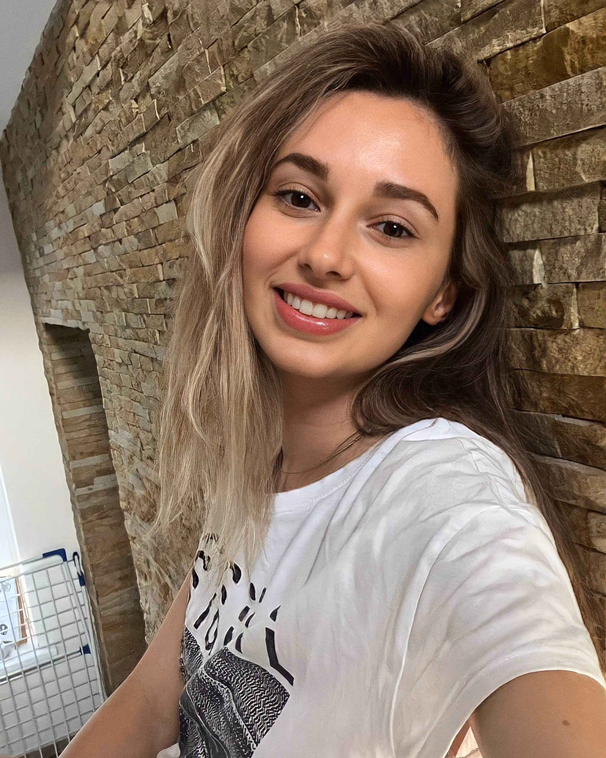 Damenprofil besuchen