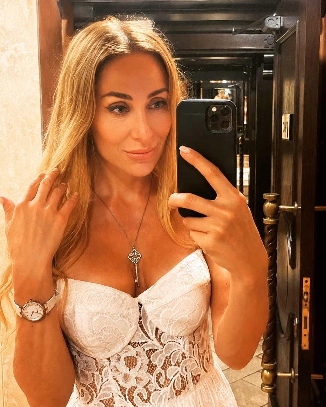 Frauenprofil offnen