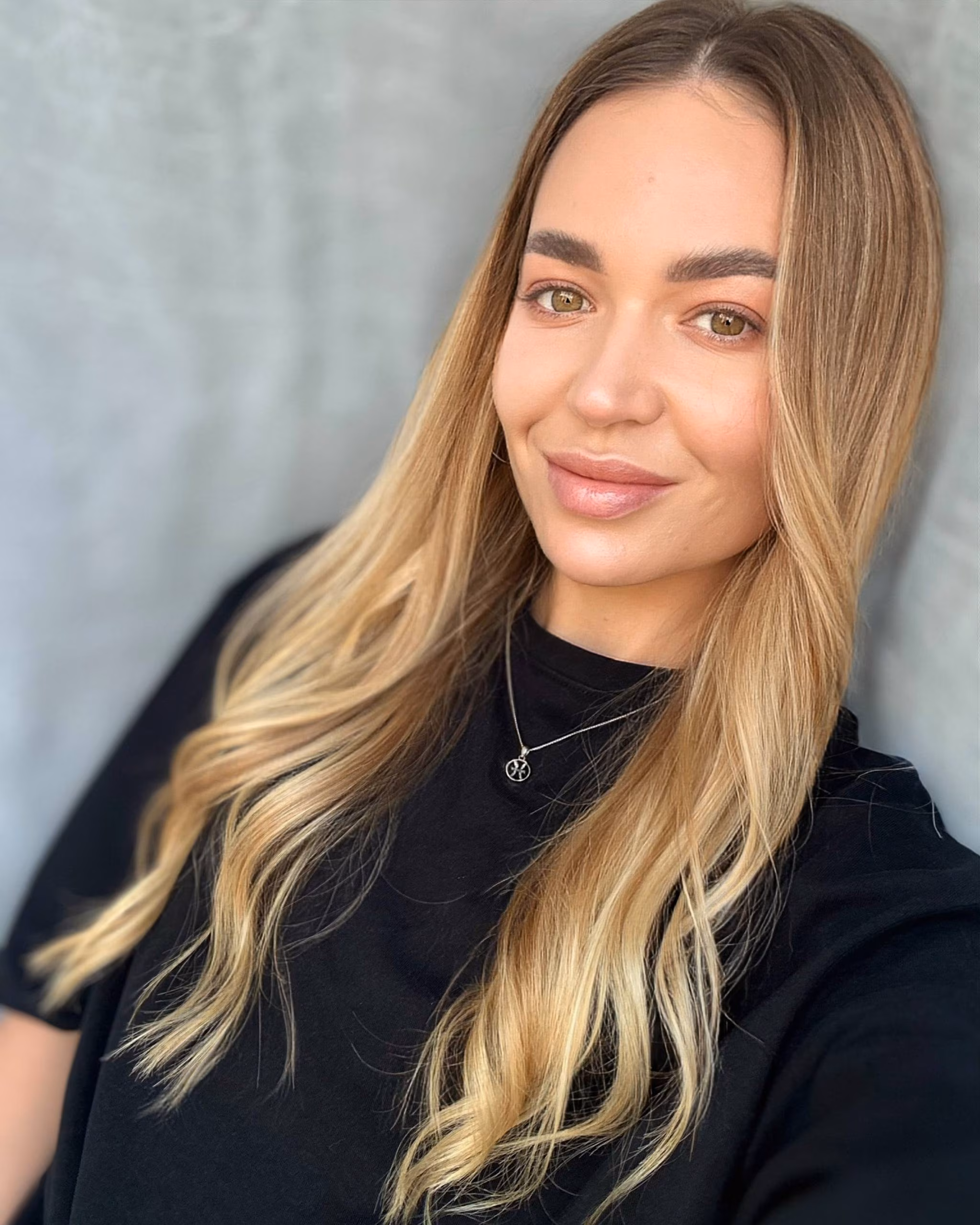 Damenprofil besuchen