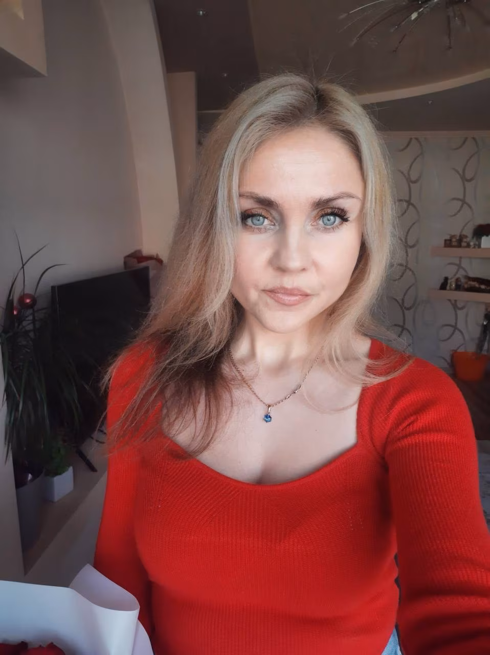 Damenprofil besuchen