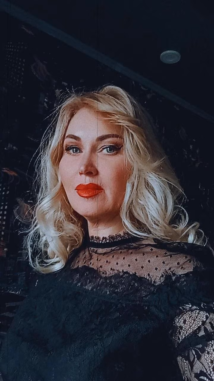 Frauenprofil offnen