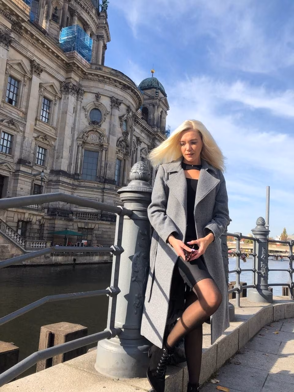 Damenprofil besuchen