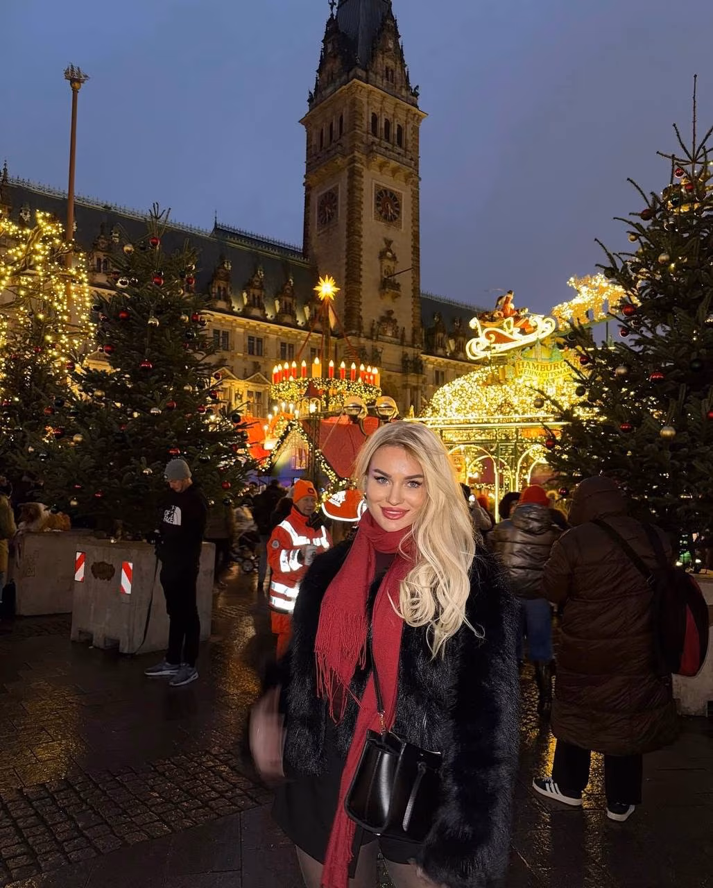 Damenprofil besuchen