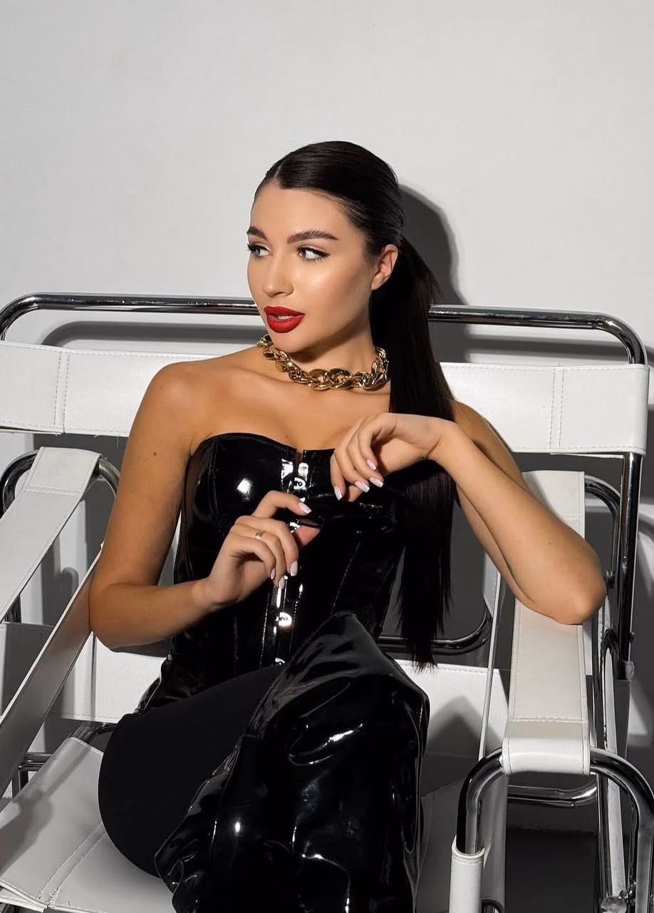 Frauenprofil offnen