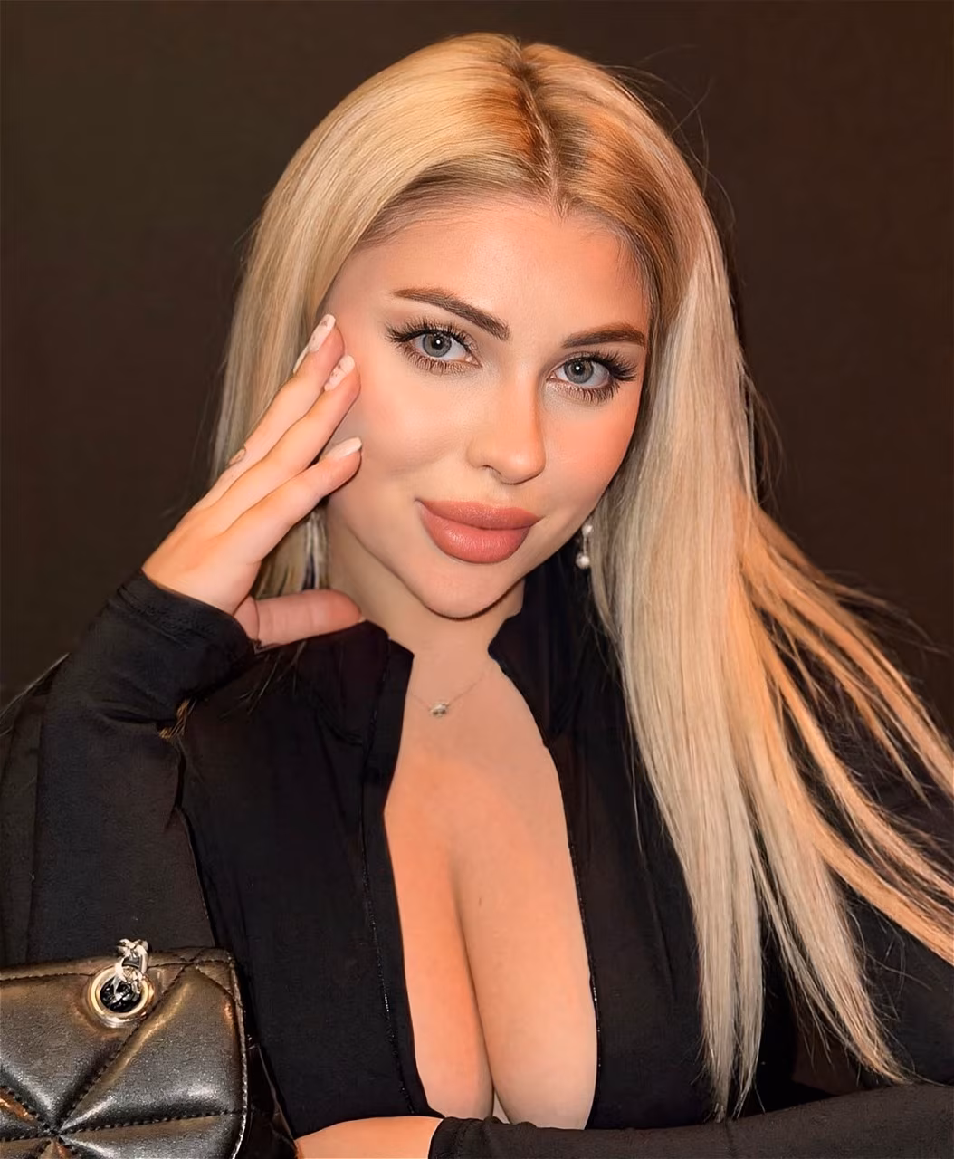 Frauenprofil offnen