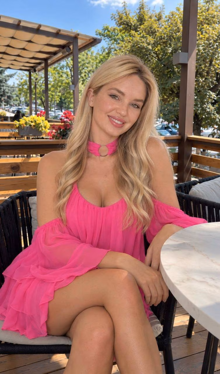 Damenprofil besuchen