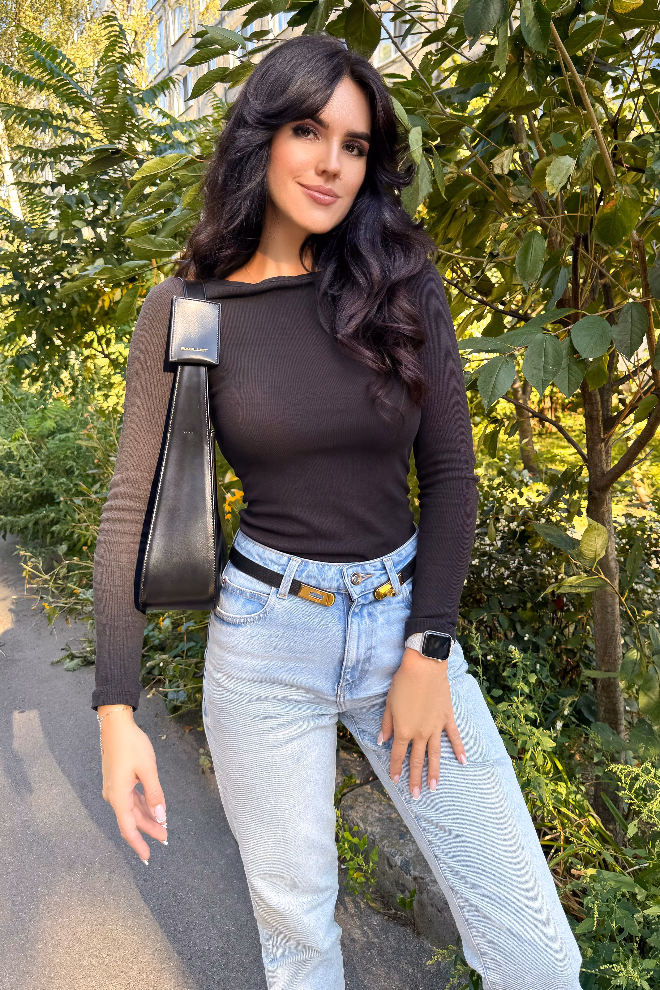 Damenprofil besuchen