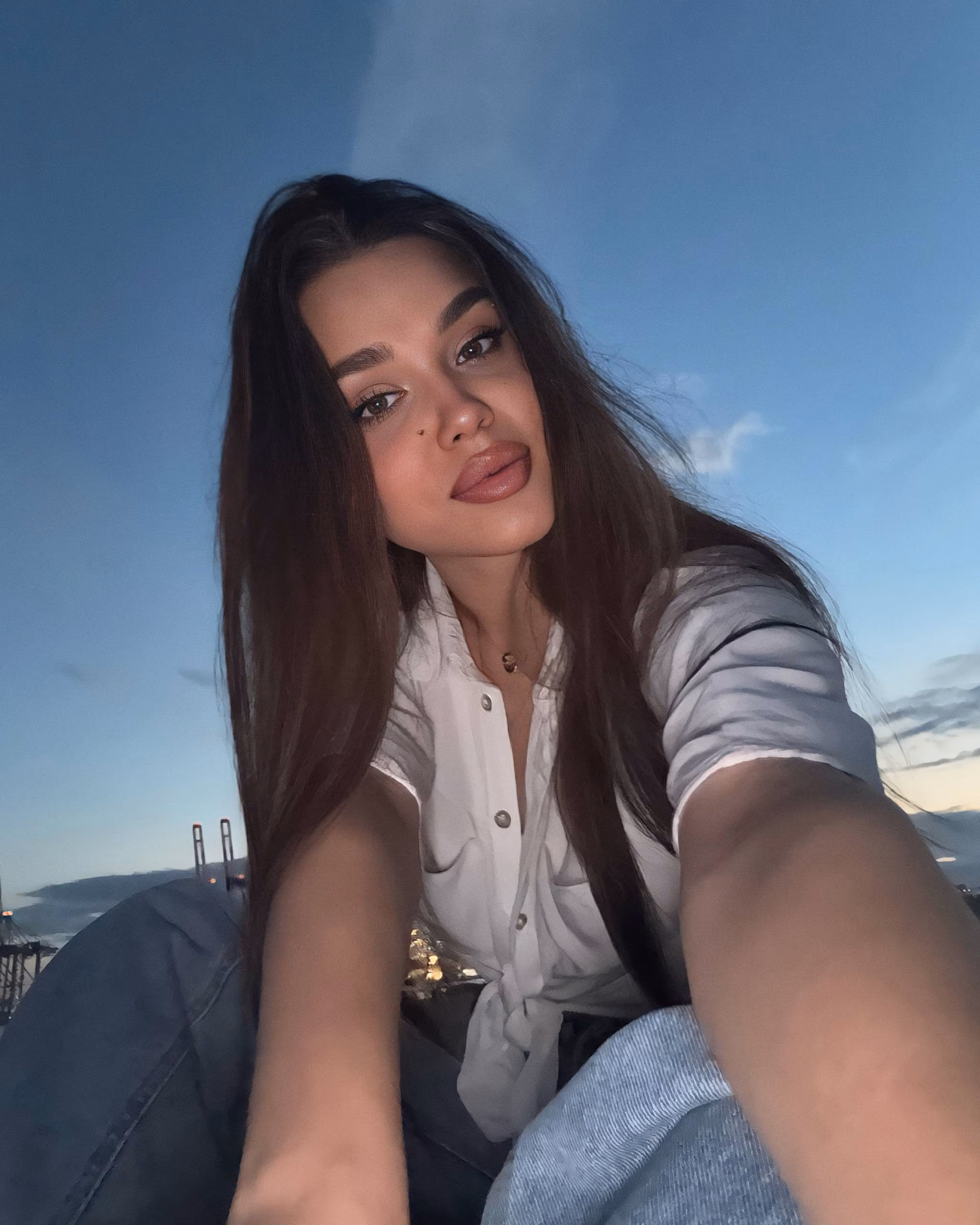 Damenprofil besuchen