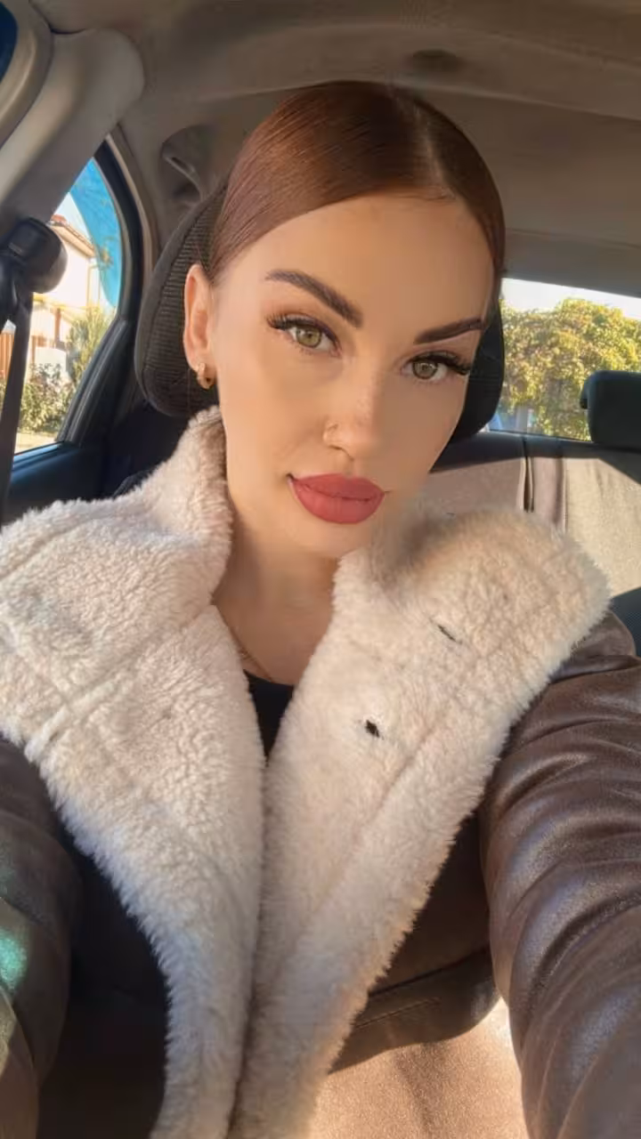 Elena  gay partnervermittlung