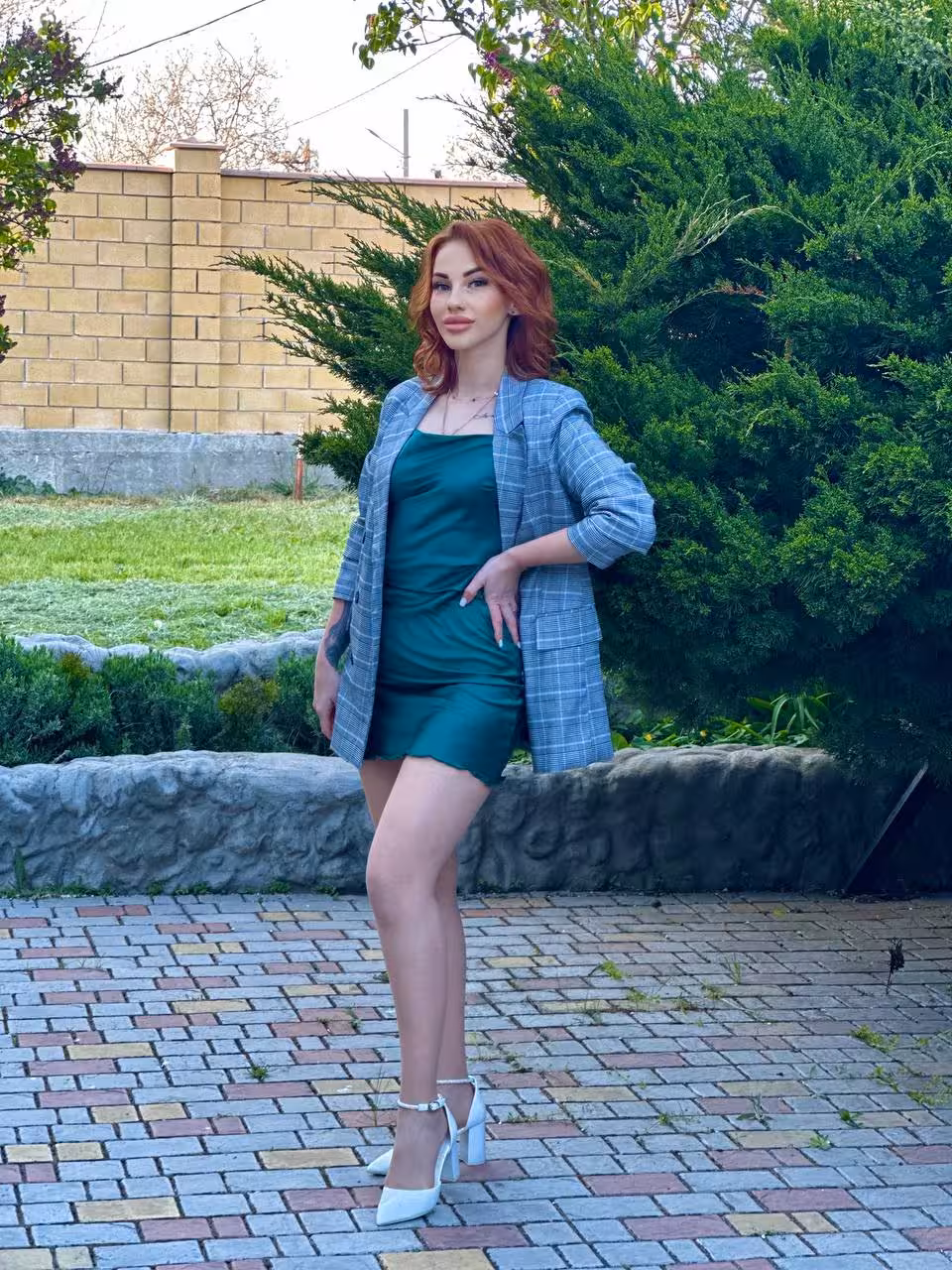 Elena  gay partnervermittlung