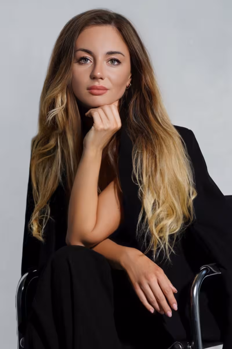 Nastya partnervermittlung akademiker