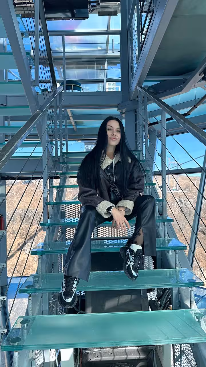 Yana partnervermittlung christina